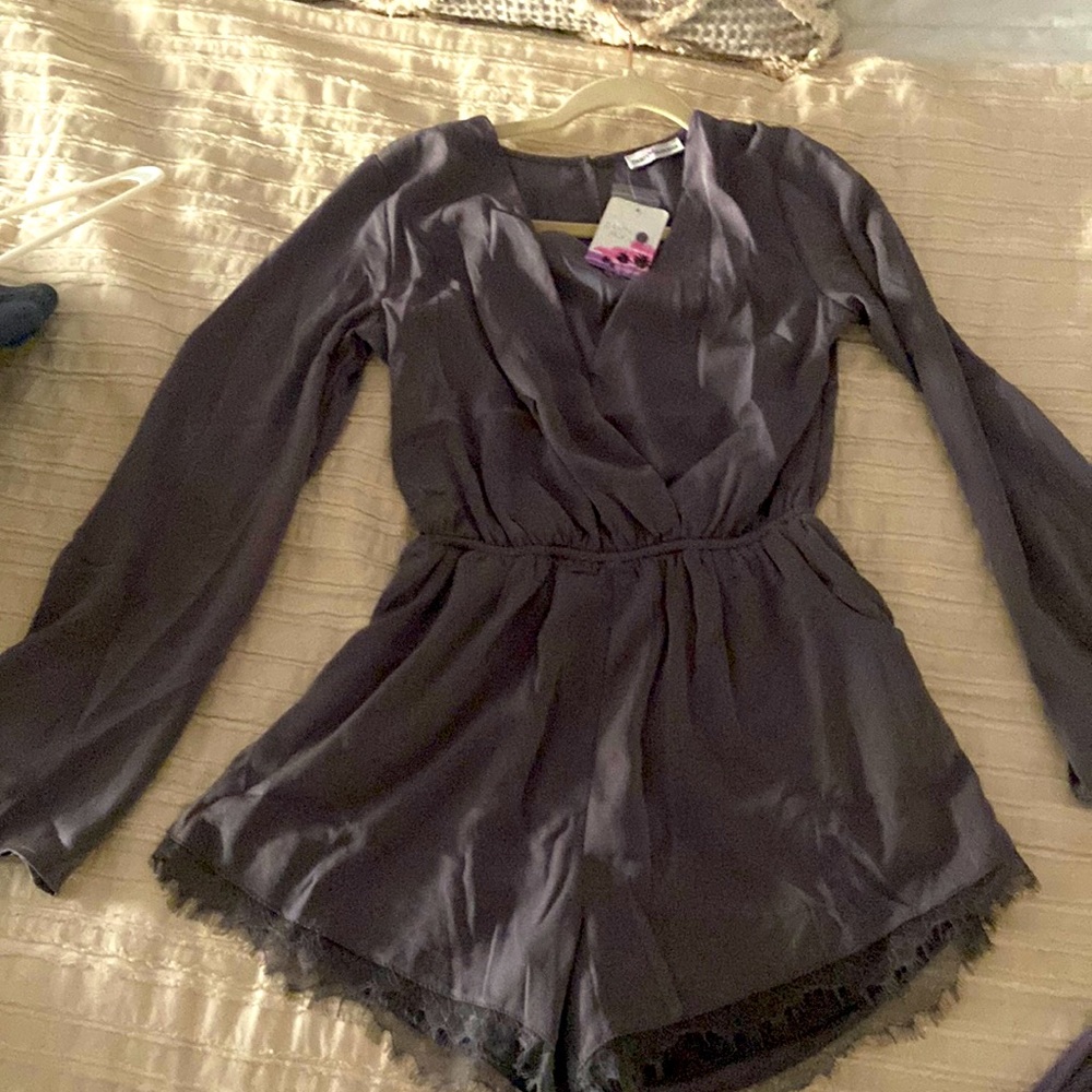 Romper dainty hooligan boutique size small